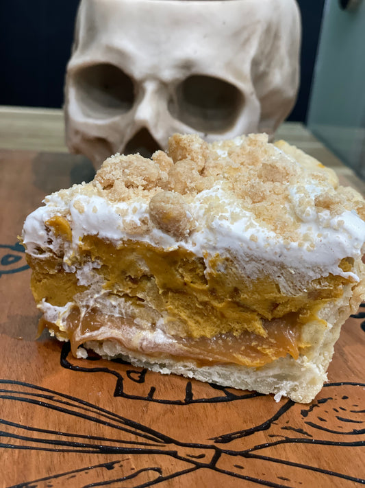 Karamel bottom pumpkin pie